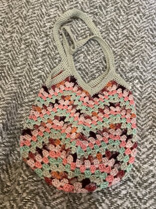 Granny wave ripple bag