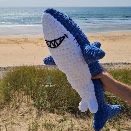 Shannon the Shark - US Terminology - Amigurumi