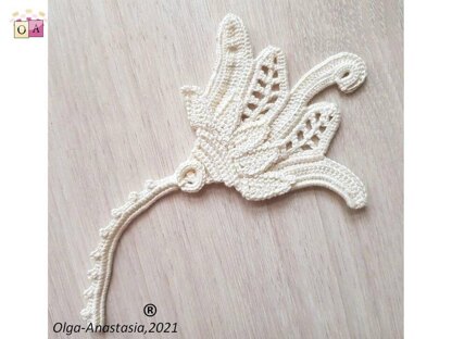 Antique bud motif