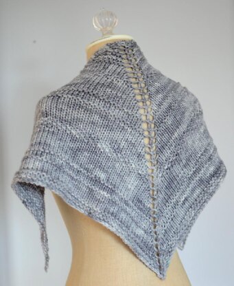 Textured Kerchief Shawlette