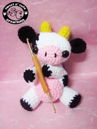 Calleigh the crocheting cow