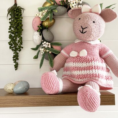 Daisy bunny rabbit knitting pattern 19012