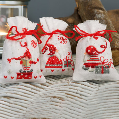 Vervaco Pot-Pourri Bags - Christmas Gnomes Cross Stitch Kit (3 pcs) - 8cm x 12cm 