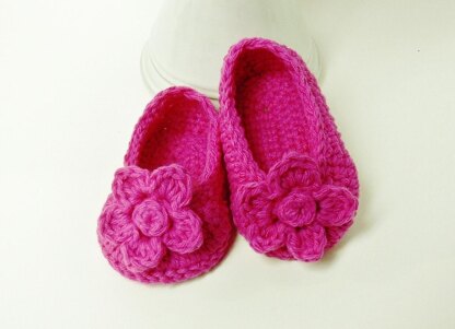 Baby Girl Bonnet and Slippers