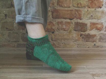 Fern flower socks