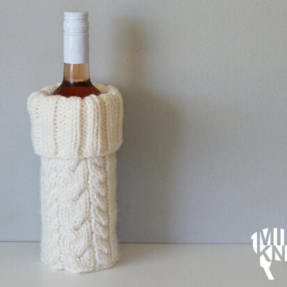 Cable Knit Wine Bottle Cozy (2015019)