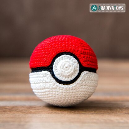 Pokeball by AradiyaToys