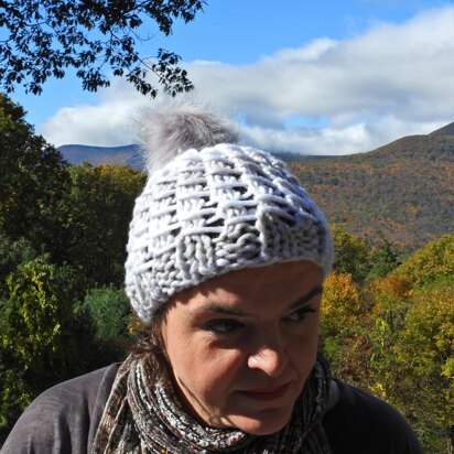 Easy Loose-Knit Slip Stitch Beanie