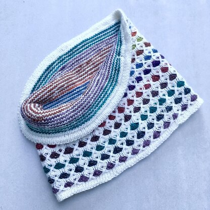 Snowball Kiss Cowl