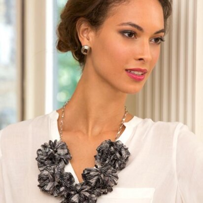 Bella Rose Necklace in Red Heart Boutique Ribbons - LW3881