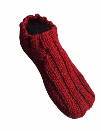 Slippers in Circular Needles Knitting Pattern