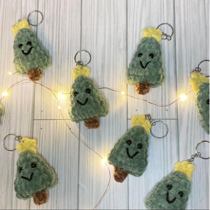 Happy Little Christmas Tree Keychain