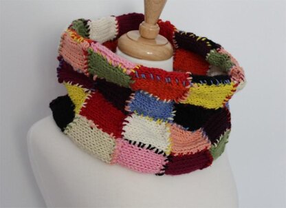 Reversible Patch Cowl