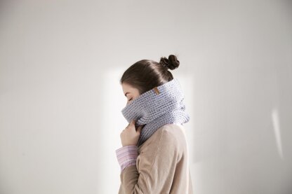 Simple Snood - Easy knit Cowl Scarf + Video