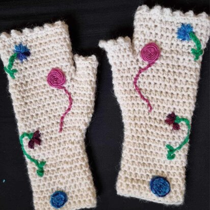 Embroidered Fingerless Gloves