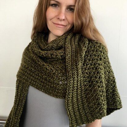 Crochet Shawl / Wrap Pattern: Janet's Groovy Green Shawl