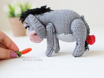 Dreamy Donkey Eeyore (PDF + 15 videos) Winnie the Pooh