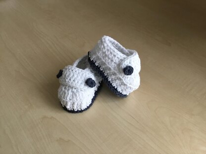 Baby Bootie & Hat Set N 264