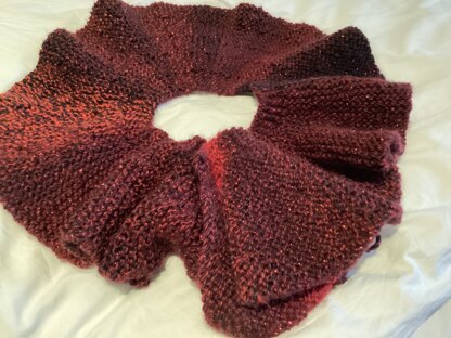 Short Row Scarf in Lion Brand Vanna's Choice - 70531AD