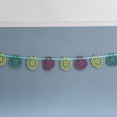 Doily bunting