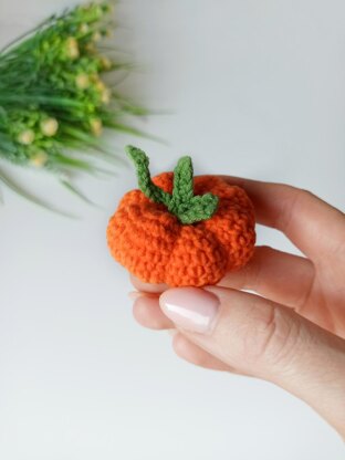 Little pumpkin keychain