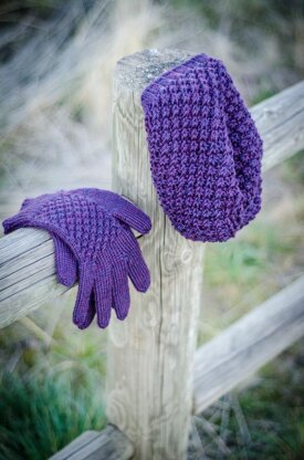 Thistledown Gloves