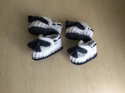 Baby Bootie & Hat Set N 262