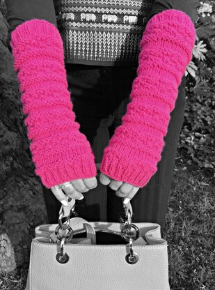 Warm Me Up Scotty â€“ Fingerless Mitts