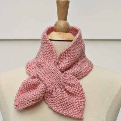 Keyhole Scarf