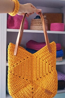 Sunny Granny Tote