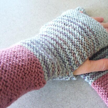 Day mitts [stashbuster] - knitting pattern