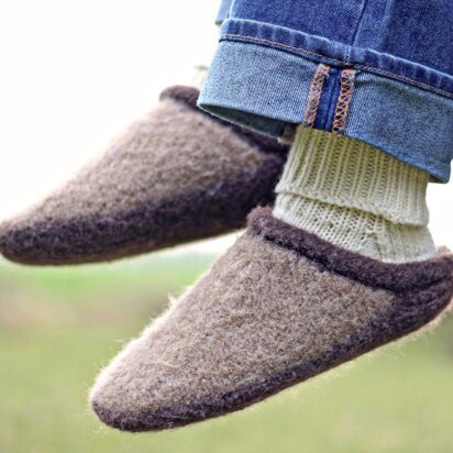 Adult Clog-n-Soc - knitting pattern