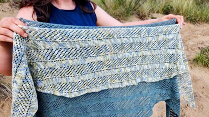 Duneside Light Shawl & Shawlette