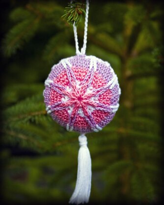 Mosaic Ball Ornaments