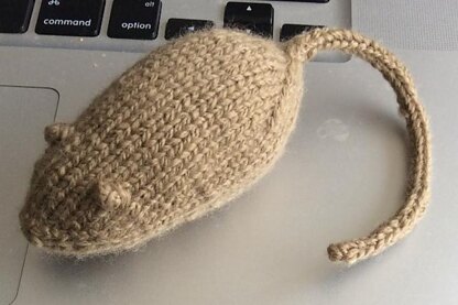 Nose-up Catnip Mouse