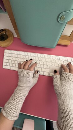 "MITSY" Wrist Warmers