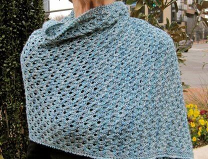 Glasgow Cable Lace Shawl