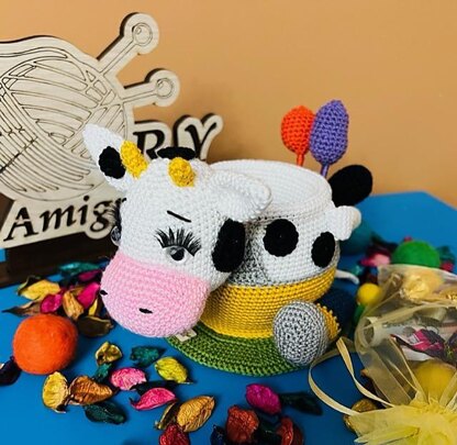 Amigurumi Joyful Cow