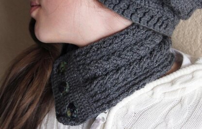 Lisle Cowl