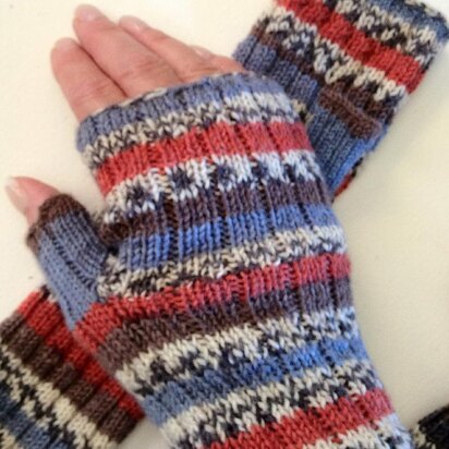 Whistler Wrist Warmers in 4 sizes - knitting pattern