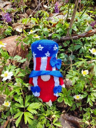Patriotic gnome USA (girl_2)