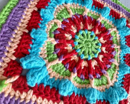 Granny Square | Maya