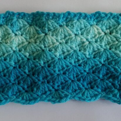 Simple Shells Headband/Earwarmer