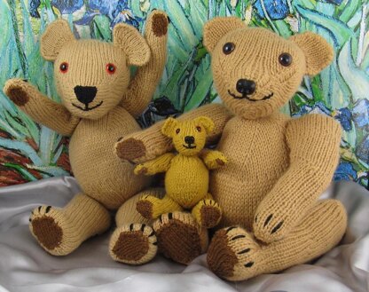 Classic Vintage Style Teddy Bear Family