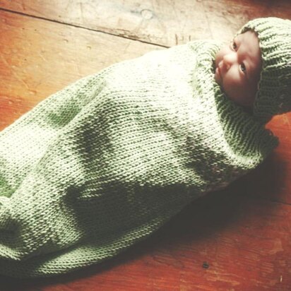 Isle of Mull newborn beanie and cocoon