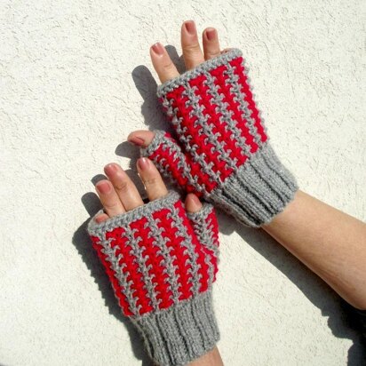 Charly Fingerless Mitts