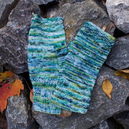 Along the Shores Fingerless Mitts