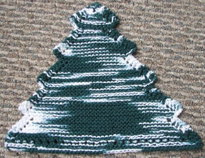 Grandma's Favorite Christmas Tree dishcloth