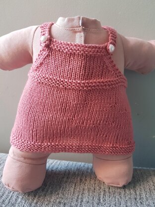 Doll's Knitted pinafore