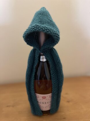 The Traitors Inspired Wine Bottle Cover Knitting Pattern